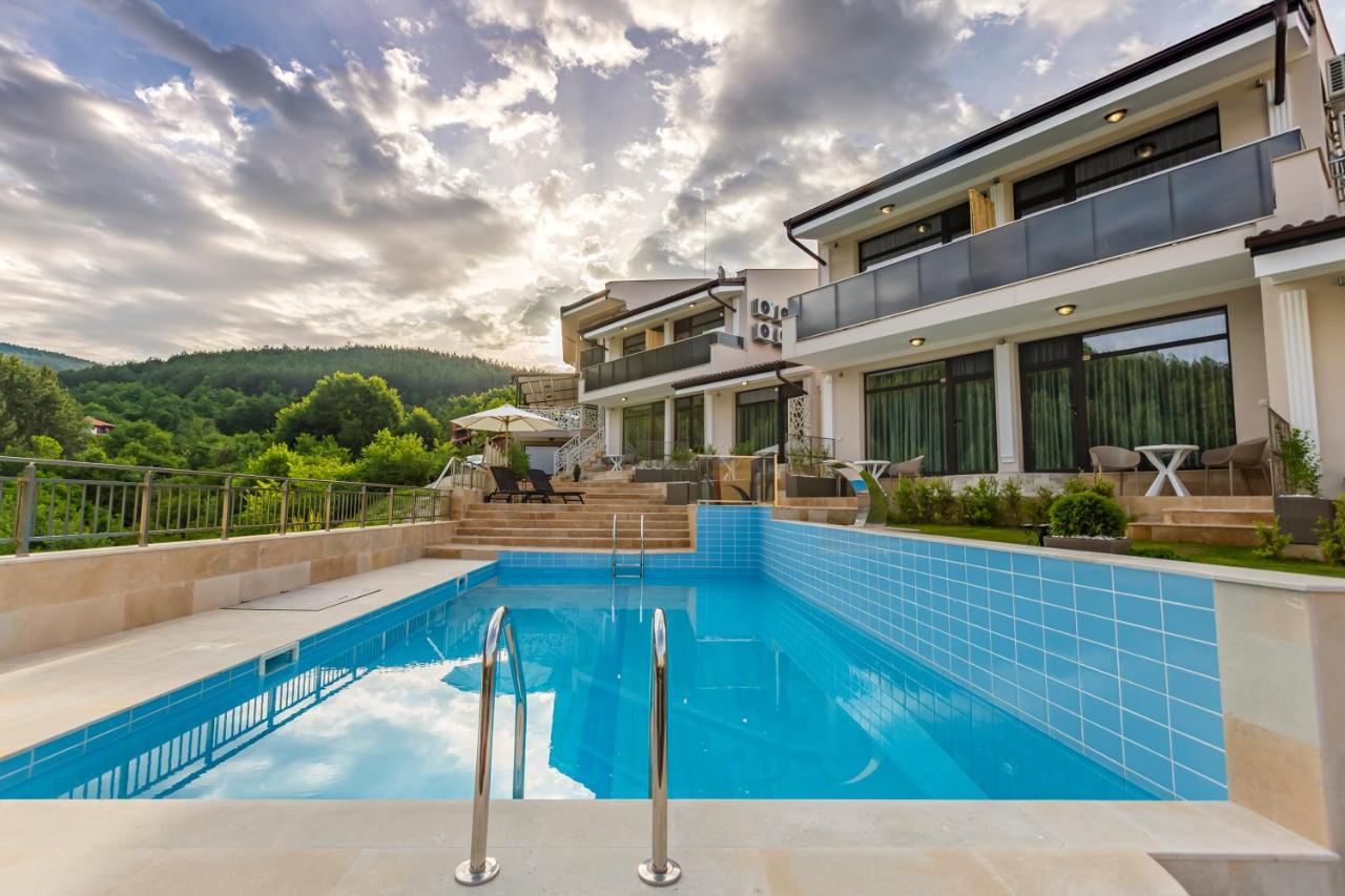 Club Houses Stefvall Glavatartsi Exterior photo