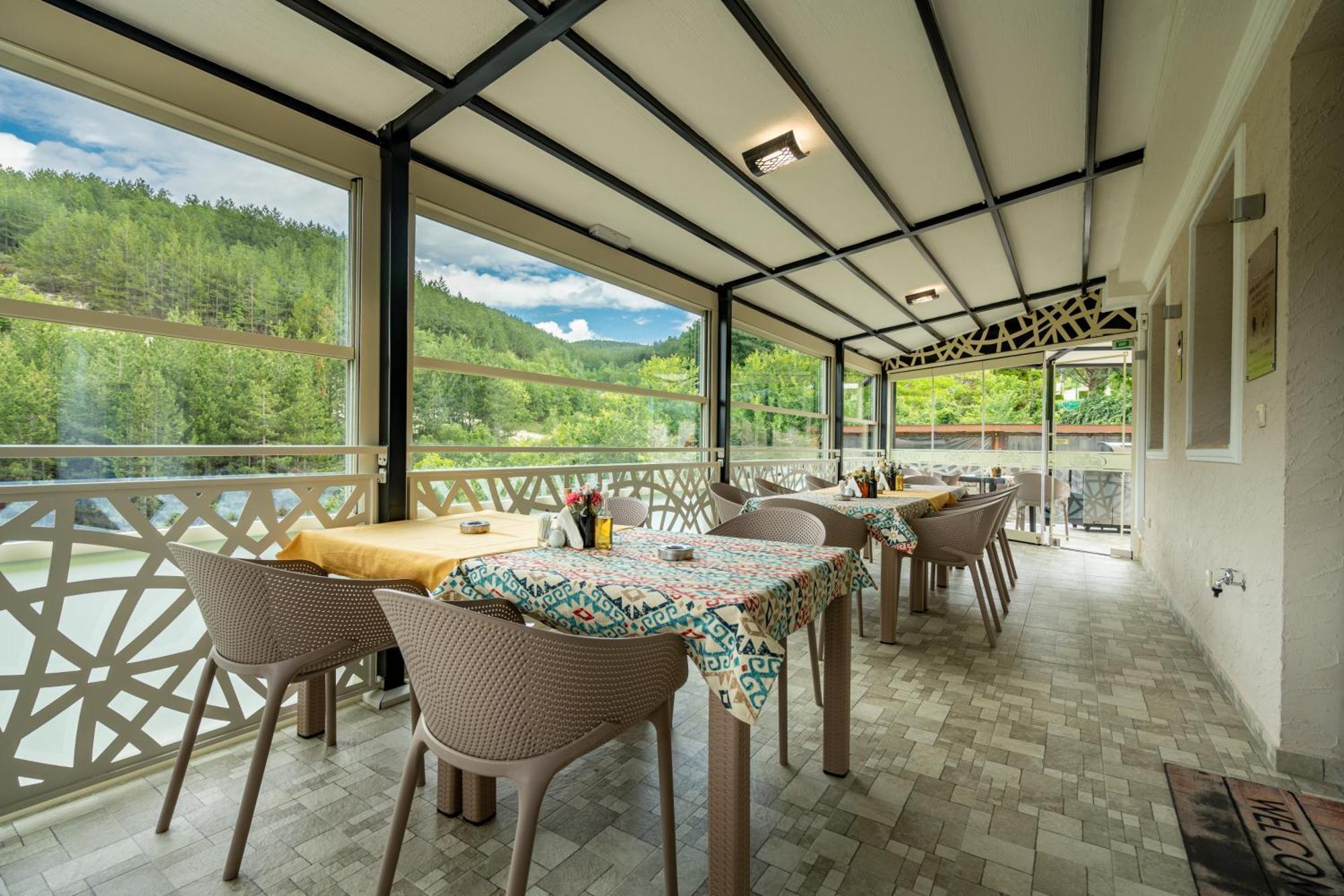 Club Houses Stefvall Glavatartsi Exterior photo